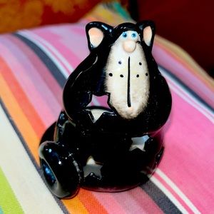 NEW RUSS BERRIE DOUGLAS Black ceramic Cat Stars Tealight Candle Holder Luminary